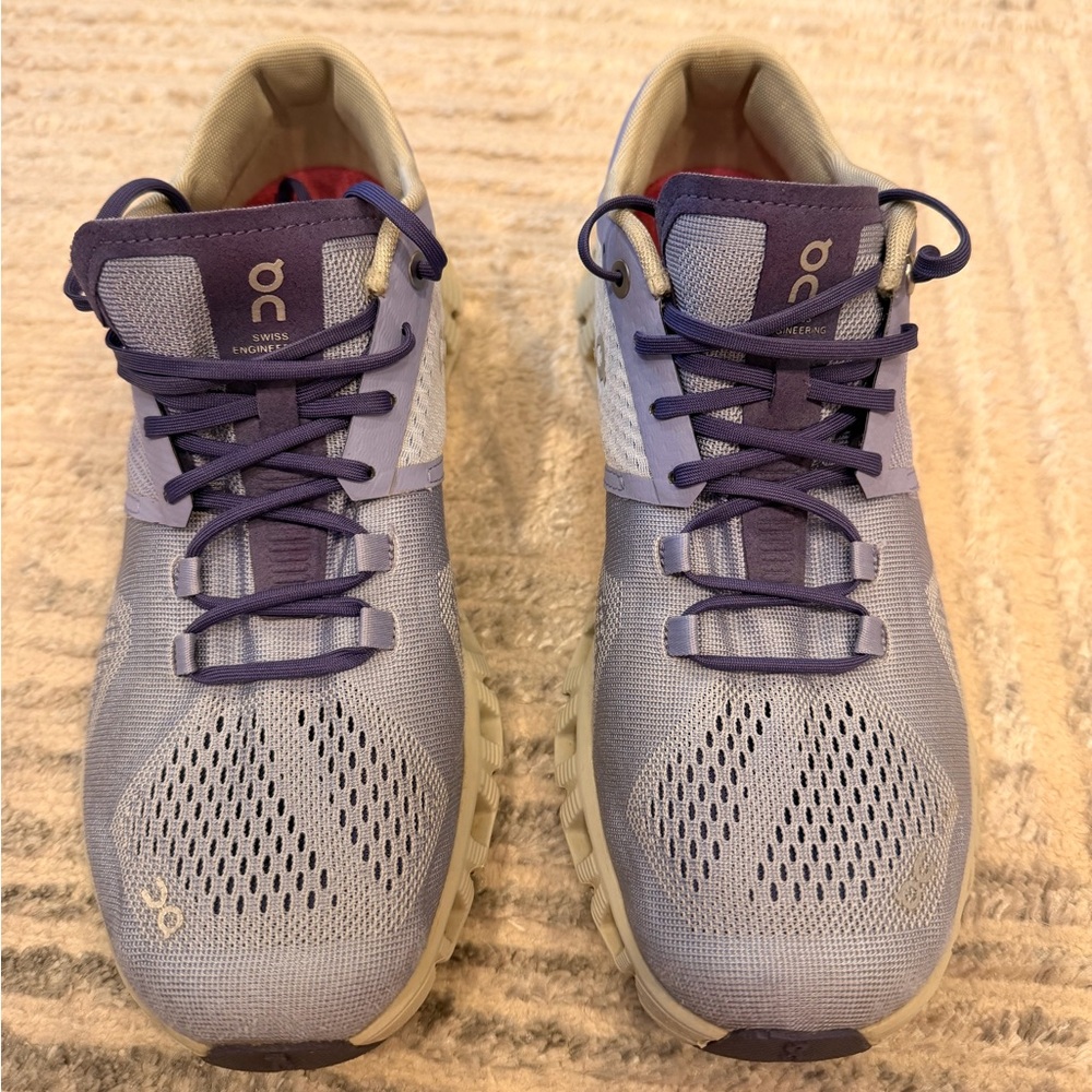 On Cloud Women's Running Shoes in Light Purple